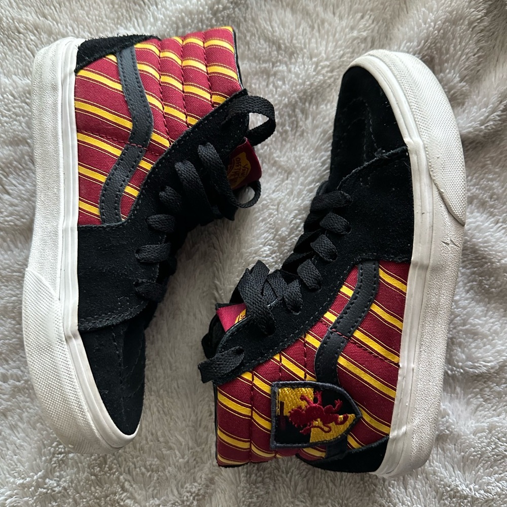 Vans Gryffindor High-Top Sneakers